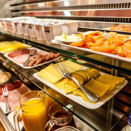 Avenue By F-hotels 3* בלנקנברג