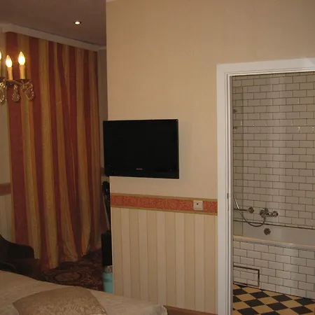 Avenue By F-hotels بلانكنبرخ
